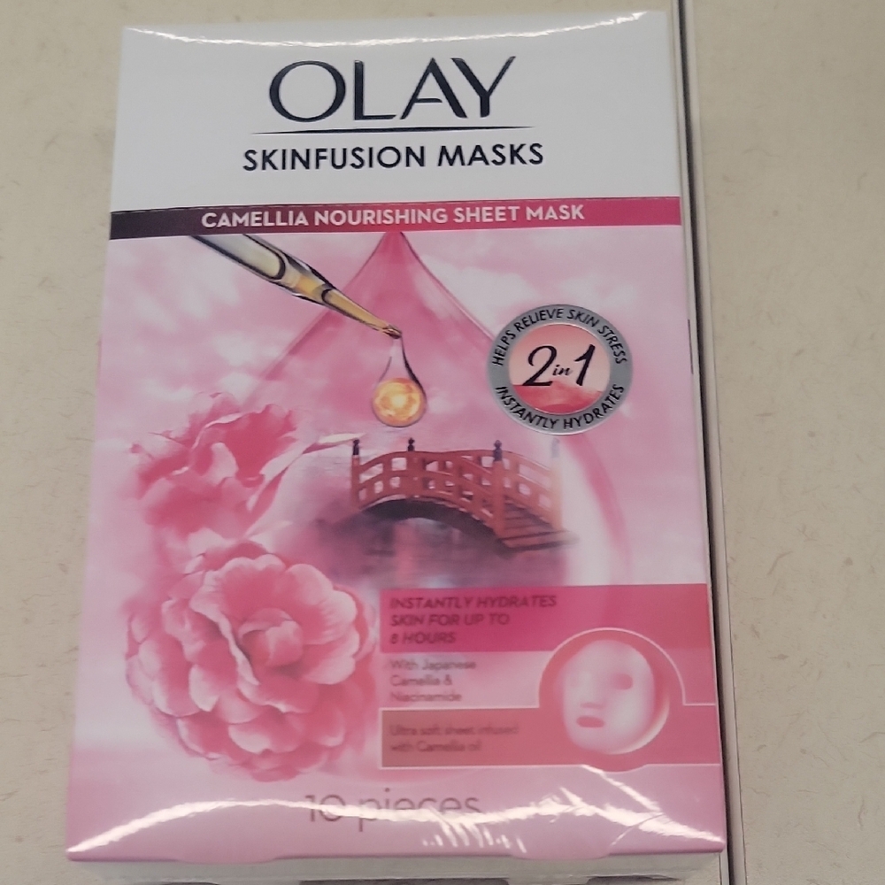 OLAY Skinfusion Camellia Sheet Masks - Pink